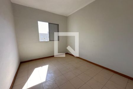 Dormitório 01 de apartamento para alugar com 2 quartos, 53m² em Jardim Palma Travassos, Ribeirão Preto