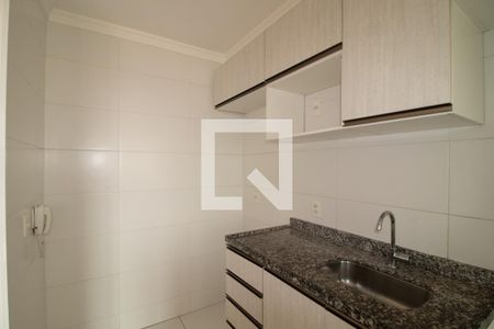 Cozinha  de apartamento para alugar com 2 quartos, 45m² em Jardim Brasil (zona Norte), São Paulo