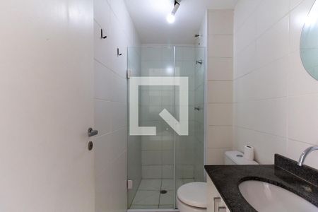 Banheiro de apartamento para alugar com 1 quarto, 31m² em Água Branca, São Paulo