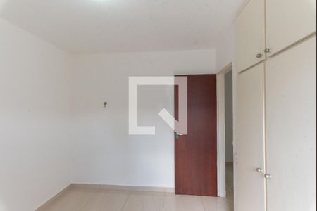 Quarto 1 de apartamento para alugar com 2 quartos, 57m² em Jardim do Lago, Campinas