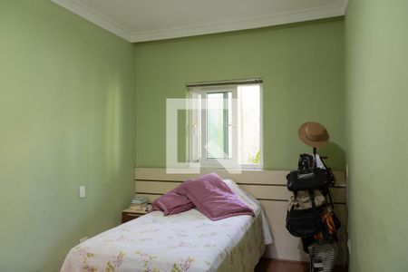 Quarto 1 de casa à venda com 2 quartos, 240m² em Carlos Prates, Belo Horizonte