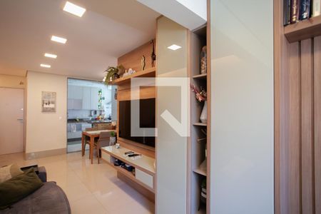 Sala  de apartamento à venda com 3 quartos, 100m² em Indaiá, Belo Horizonte