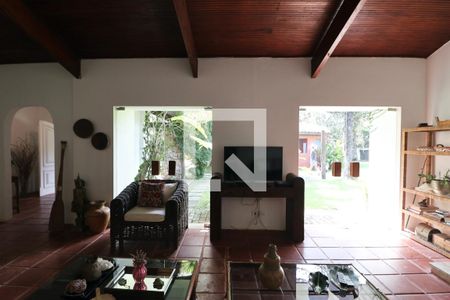 Sala de casa para alugar com 4 quartos, 350m² em Jardim Acapulco, Guarujá