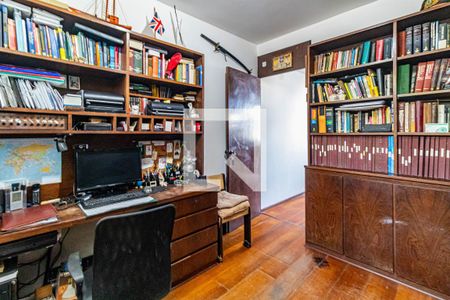 Escritório de casa à venda com 3 quartos, 234m² em Rolinópolis, São Paulo