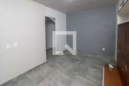 Sala de casa à venda com 2 quartos, 49m² em Jardim Carioca, Rio de Janeiro