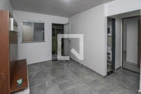 Sala de casa à venda com 2 quartos, 49m² em Jardim Carioca, Rio de Janeiro