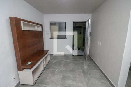 Sala de casa à venda com 2 quartos, 49m² em Jardim Carioca, Rio de Janeiro