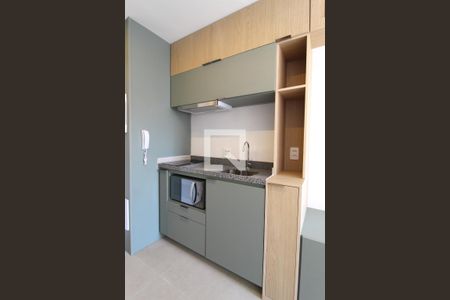 Sala/Cozinha de kitnet/studio para alugar com 1 quarto, 27m² em Vila Nova Conceição, São Paulo