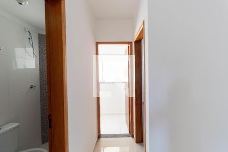 Corredor de apartamento à venda com 1 quarto, 28m² em Vila Salete, São Paulo