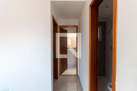 Banheiro Corredor de apartamento à venda com 1 quarto, 32m² em Vila Salete, São Paulo