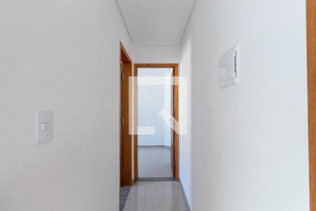 Banheiro Corredor de apartamento à venda com 2 quartos, 40m² em Vila Salete, São Paulo