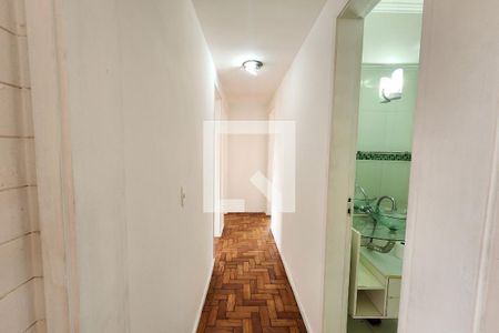 Corredor de apartamento à venda com 3 quartos, 92m² em Laranjeiras, Rio de Janeiro