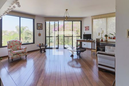 Sala de casa à venda com 4 quartos, 350m² em Jardim Peri Peri, São Paulo