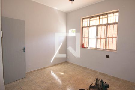 Quarto 2 de casa para alugar com 3 quartos, 110m² em Itatiaia, Duque de Caxias