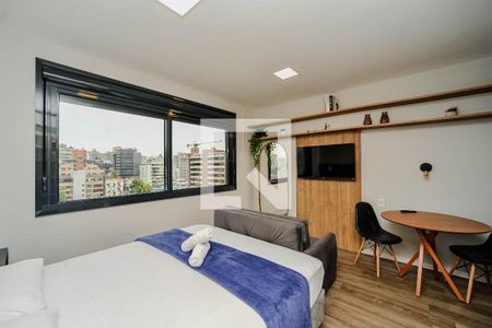 Sala/Quarto de kitnet/studio à venda com 1 quarto, 26m² em Mont’serrat, Porto Alegre