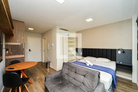 Sala/Quarto de kitnet/studio à venda com 1 quarto, 26m² em Mont’serrat, Porto Alegre