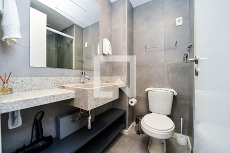 Banheiro de kitnet/studio à venda com 1 quarto, 26m² em Mont’serrat, Porto Alegre