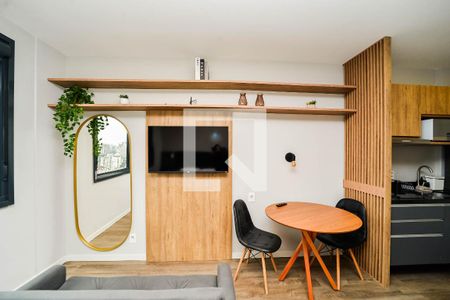 Sala/Quarto de kitnet/studio à venda com 1 quarto, 26m² em Mont’serrat, Porto Alegre