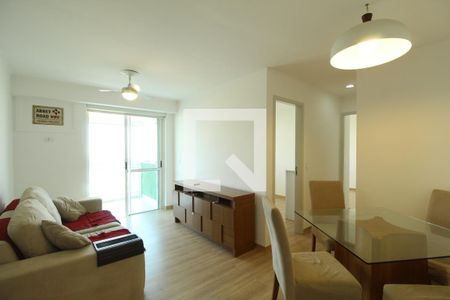 Sala de apartamento para alugar com 2 quartos, 68m² em Barra Olímpica, Rio de Janeiro