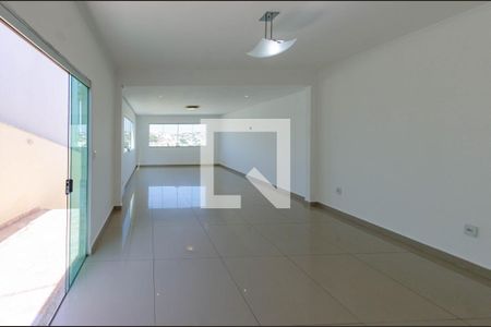 Sala de casa à venda com 4 quartos, 280m² em Havaí, Belo Horizonte