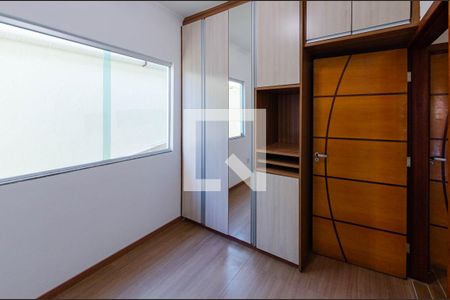 Quarto 2 de casa à venda com 4 quartos, 280m² em Havaí, Belo Horizonte