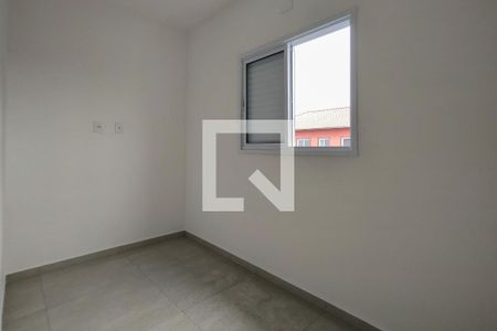 Quarto 1 de casa de condomínio para alugar com 2 quartos, 70m² em Tupiry, Praia Grande