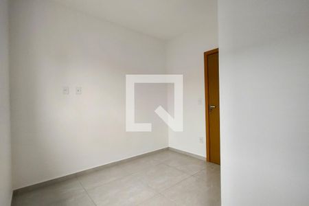 Quarto 1 de casa de condomínio para alugar com 2 quartos, 70m² em Tupiry, Praia Grande