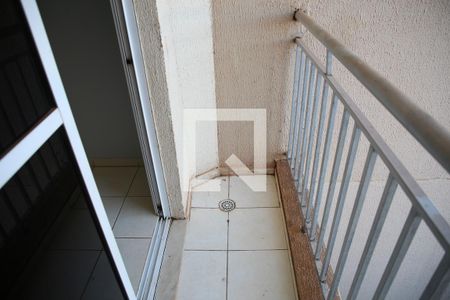 Varanda de apartamento para alugar com 2 quartos, 55m² em Residencial Flórida, Goiânia