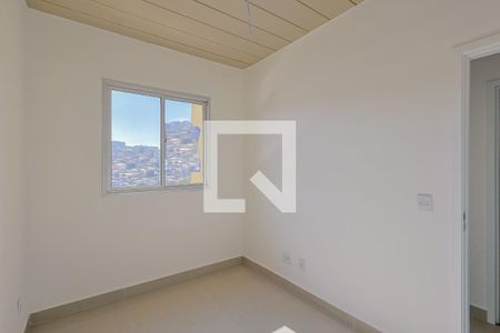 Quarto de apartamento à venda com 2 quartos, 144m² em Estrela Dalva, Belo Horizonte