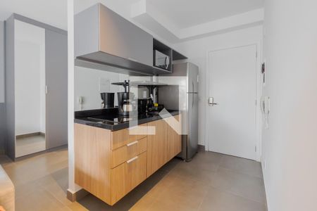 Cozinha de kitnet/studio à venda com 1 quarto, 32m² em Cerqueira César, São Paulo