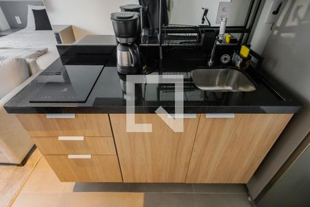 Cozinha de kitnet/studio à venda com 1 quarto, 32m² em Cerqueira César, São Paulo