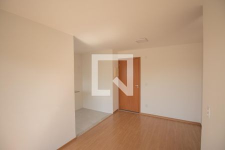 Sala de apartamento para alugar com 2 quartos, 50m² em Alcântara, São Gonçalo