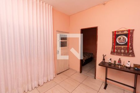 Sala 2 de casa à venda com 3 quartos, 250m² em Diamante, Belo Horizonte