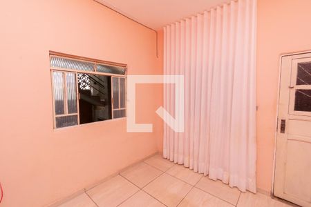 Sala 2 de casa à venda com 3 quartos, 250m² em Diamante, Belo Horizonte