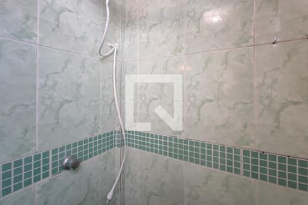 Banheiro de apartamento à venda com 1 quarto, 49m² em Cambuí, Campinas