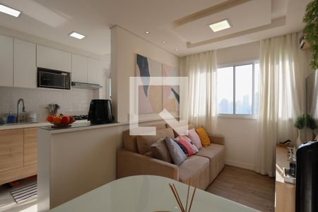 Sala de apartamento à venda com 2 quartos, 42m² em Santa Teresinha, São Paulo