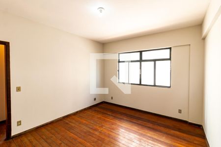 Sala de apartamento à venda com 2 quartos, 66m² em Nova Suíça, Belo Horizonte