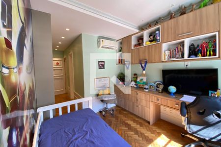 Apartamento à venda com 440m², 6 quartos e 2 vagas Apartamento à venda com 440m², 6 quartos e 2 vagasQuarto 2 - Suite