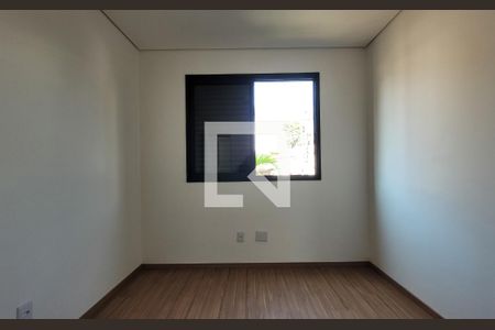 Quarto de apartamento à venda com 2 quartos, 63m² em Vila Scarpelli, Santo André