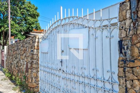 Fachada de casa para alugar com 3 quartos, 360m² em Brooklin, São Paulo