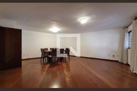 Sala de casa à venda com 3 quartos, 150m² em Vila Scarpelli, Santo André