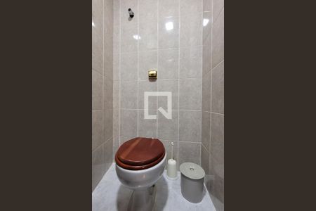 Lavabo de casa à venda com 3 quartos, 150m² em Vila Scarpelli, Santo André