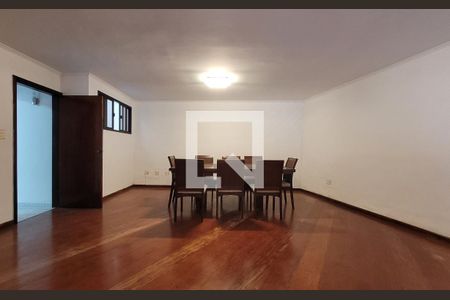 Sala de casa à venda com 3 quartos, 150m² em Vila Scarpelli, Santo André