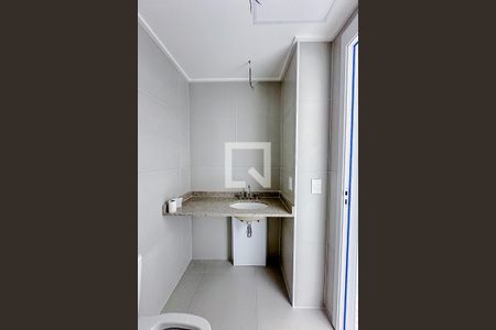 Banheiro de kitnet/studio à venda com 1 quarto, 21m² em Paraíso, São Paulo