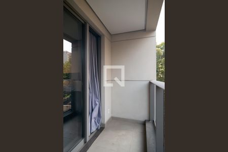 Studio para alugar com 25m², 0 quarto e sem vaga Studio para alugar com 25m², 0 quarto e sem vagaVaranda