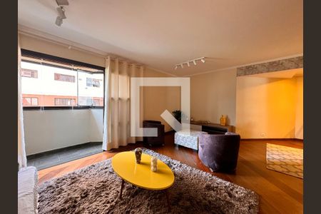 Sala de apartamento à venda com 3 quartos, 173m² em Vila Bastos, Santo André