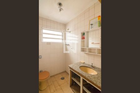 Banheiro de casa à venda com 2 quartos, 116m² em Vila Lilica, Santo André