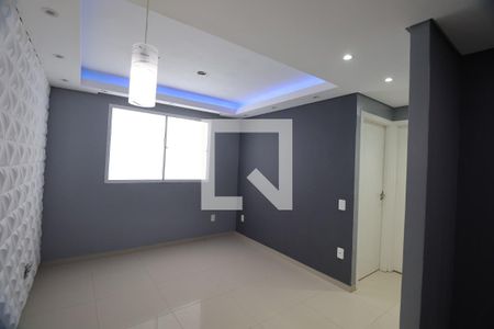 Sala de apartamento à venda com 2 quartos, 42m² em Estância Velha, Canoas