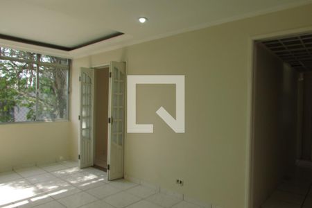 Sala de apartamento para alugar com 3 quartos, 71m² em Jardim Londrina, São Paulo