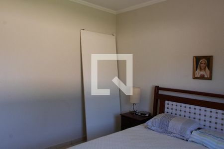 SUÍTE de casa de condomínio à venda com 3 quartos, 247m² em Parque Xangrilá, Campinas